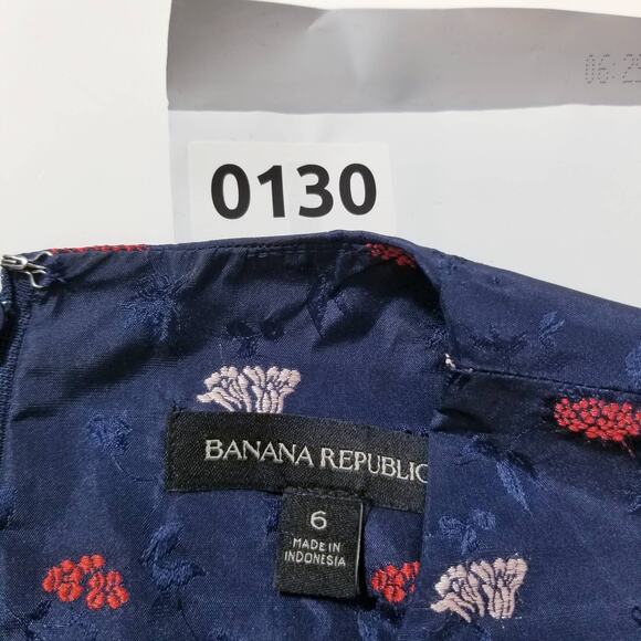 Banana Republic Embroidered Bow Ruffle Blouse - Picture 7 of 8